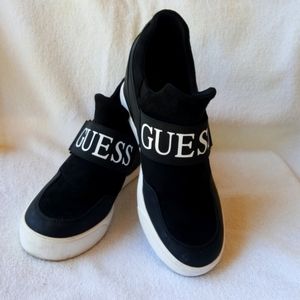 Guess platforms sz 7 like new condition